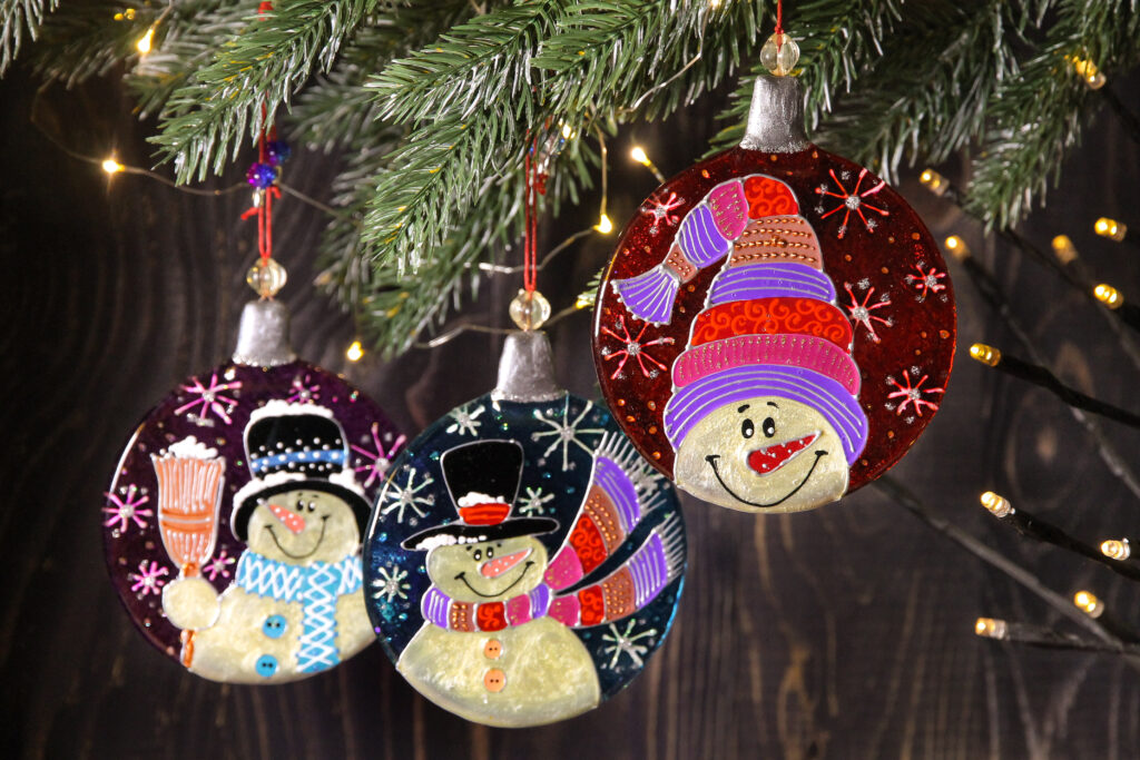 Set of Christmas-tree toys
